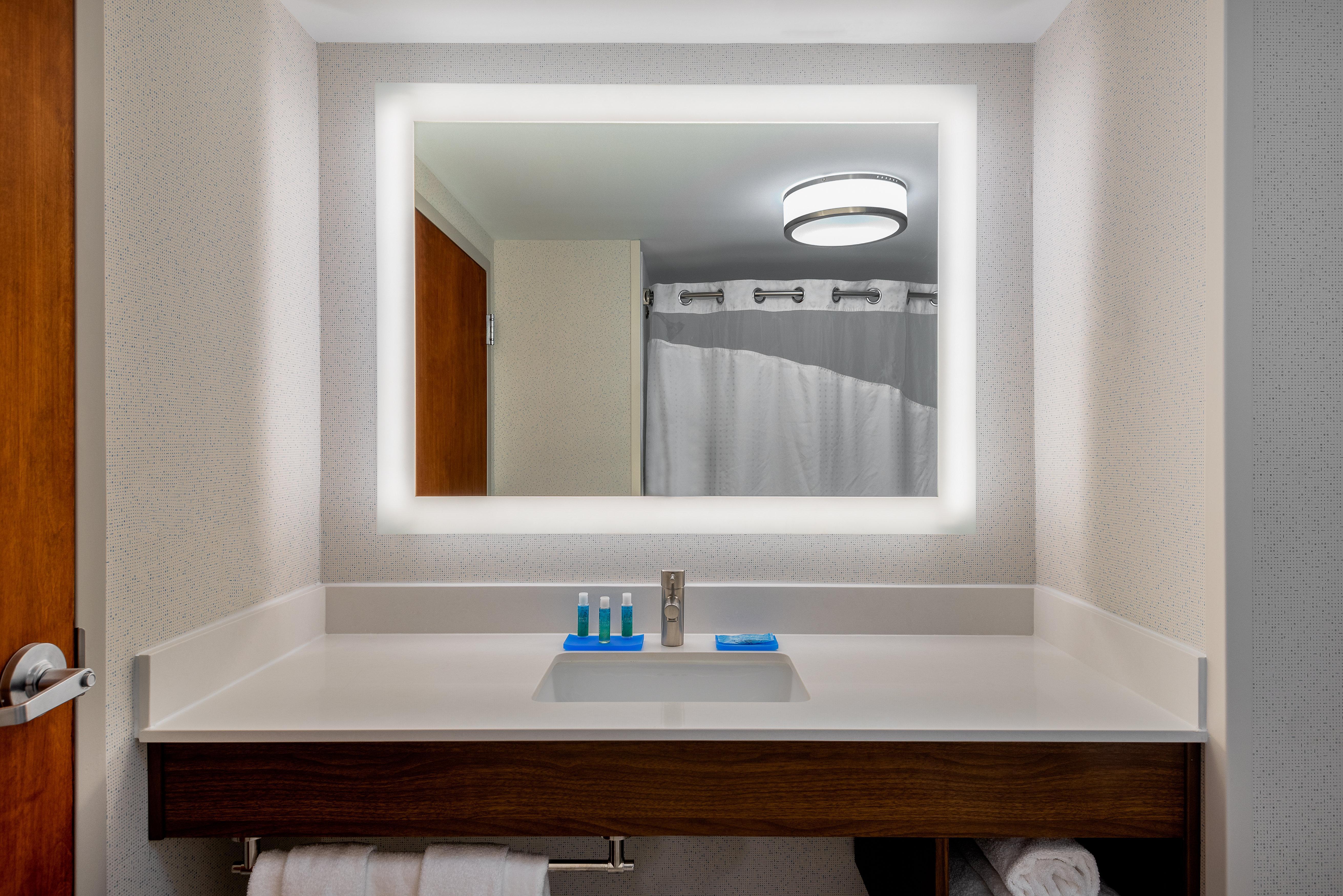 Holiday Inn Express Chapel Hill By Ihg Экстерьер фото
