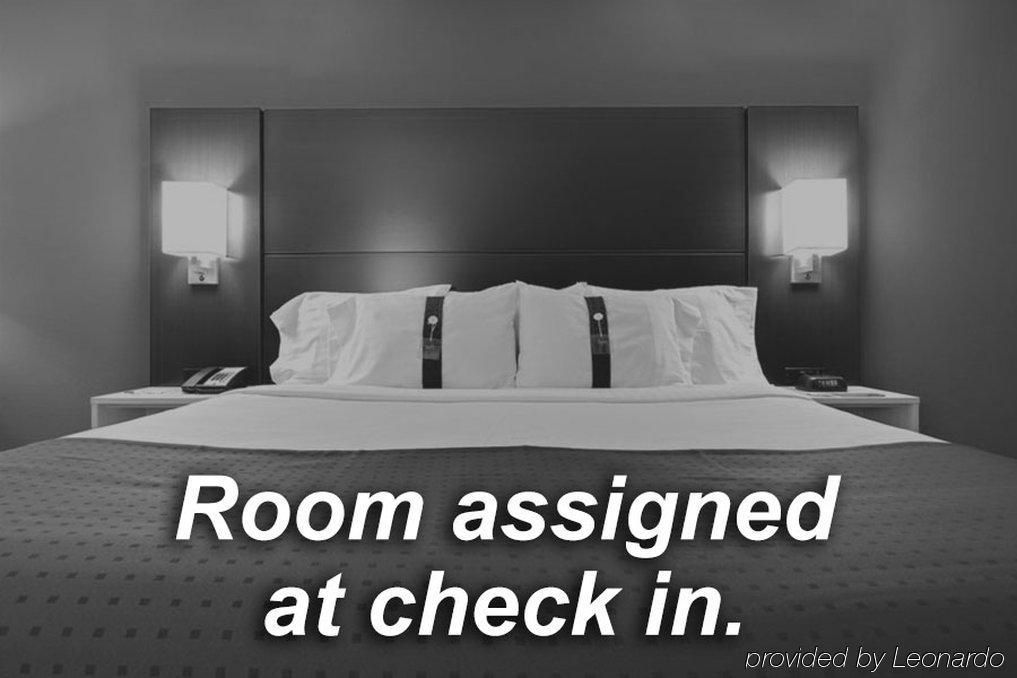 Holiday Inn Express Chapel Hill By Ihg Экстерьер фото